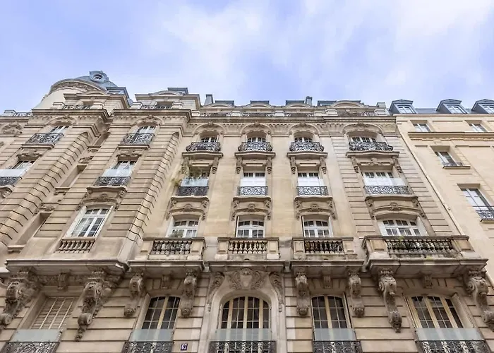 Keyz - Luxury 3 Bedrooms Near Champs Elysees Apartment *