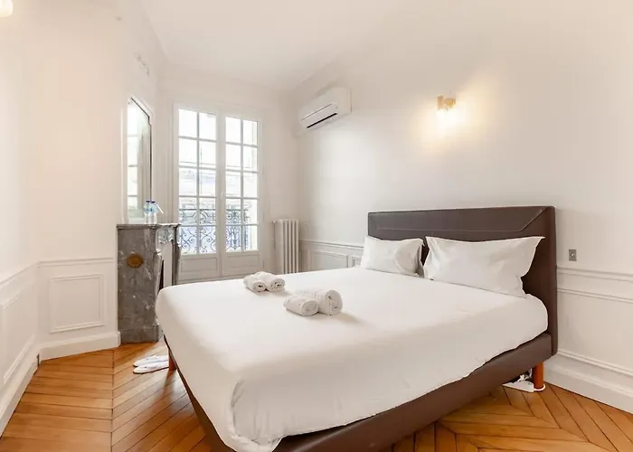 Keyz - Luxury 3 Bedrooms Near Champs Elysees Paris