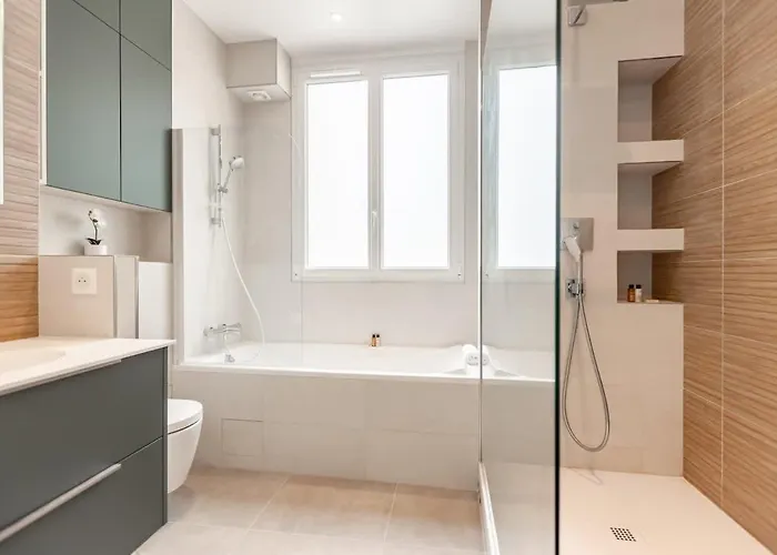 Keyz - Luxury 3 Bedrooms Near Champs Elysees Apartment